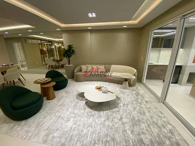 Apartamento 3 quartos e 5 banheiros, à venda, no bairro Centro em Apucarana