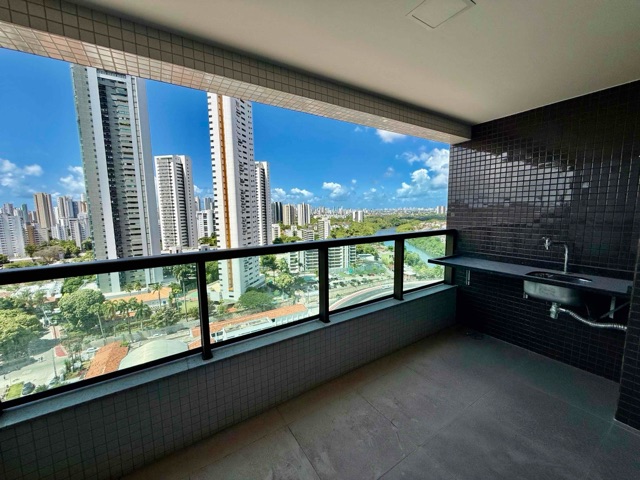 Apartamento 4 quartos e 6 banheiros, à venda, no bairro Monteiro em Recife