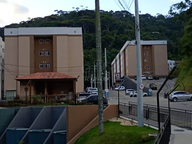 Apartamento com 50m² 2 quartos e 1 banheiro, à venda, no bairro Pimenteiras em Teresópolis