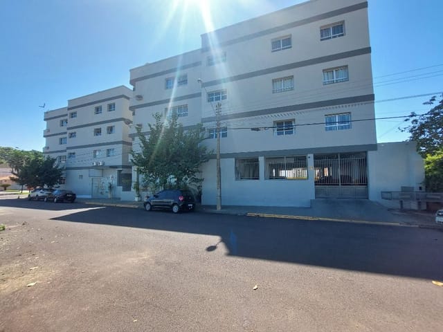 Apartamento com 72m² 2 quartos e 2 banheiros, à venda, no bairro Jardim Stábile em Birigüi
