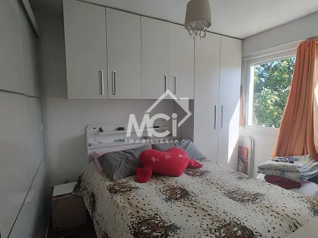 Apartamento 2 quartos e 1 banheiro, à venda, no bairro Três Vendas em Pelotas
