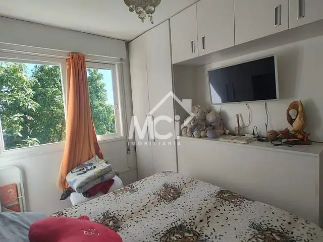 Apartamento 2 quartos e 1 banheiro, à venda, no bairro Três Vendas em Pelotas