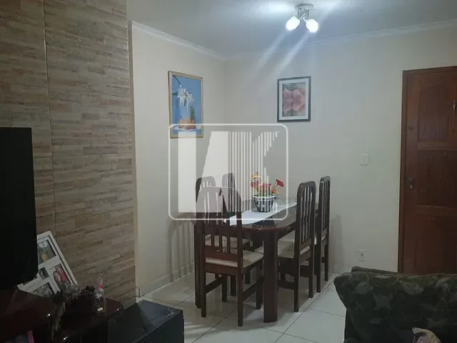 Apartamento 2 quartos e 1 banheiro, à venda, no bairro Vila Palmares em Santo André