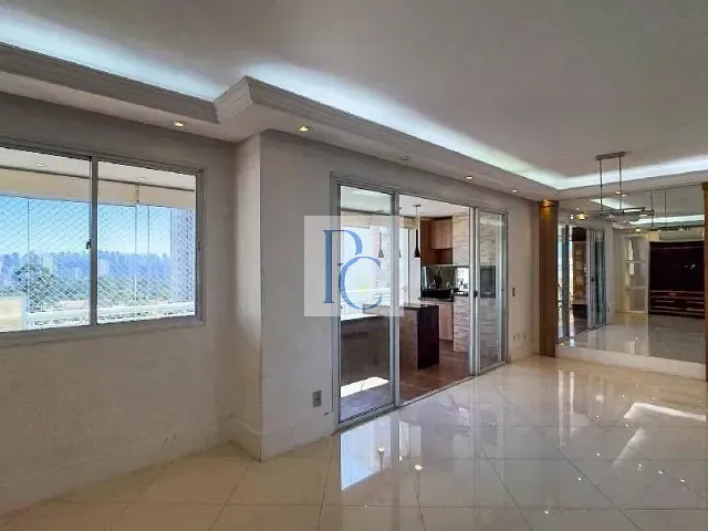 Apartamento 2 quartos e 2 banheiros, à venda, no bairro Santo Amaro em São Paulo