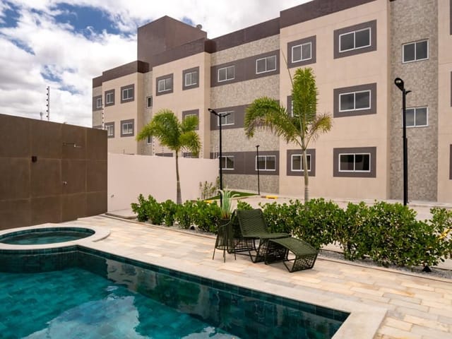 Apartamento com 58m² 2 quartos e 2 banheiros, à venda ou para alugar, no bairro Cavaco em Arapiraca