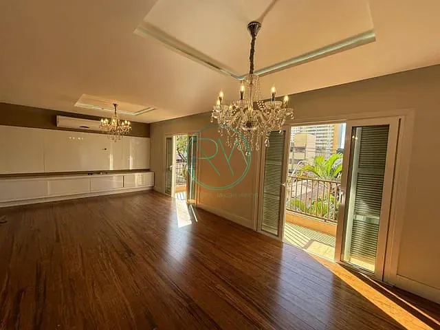 Apartamento com 210m² 3 quartos e 3 banheiros, à venda, no bairro Centro em Londrina