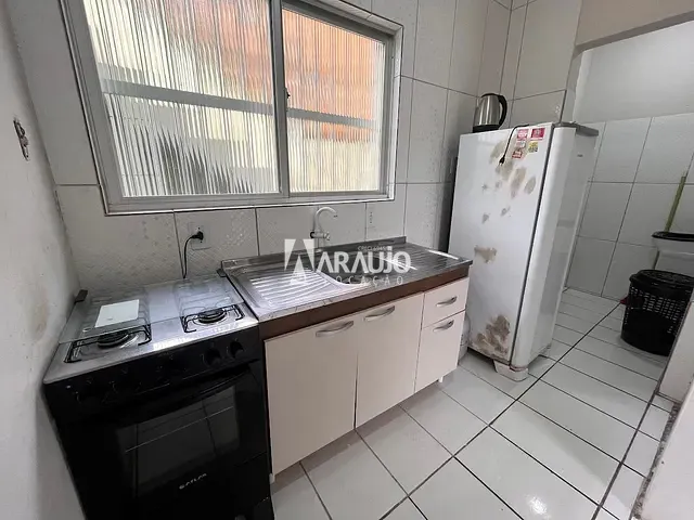 Apartamento 1 quarto e 1 banheiro, para alugar, no bairro Centro em Navegantes