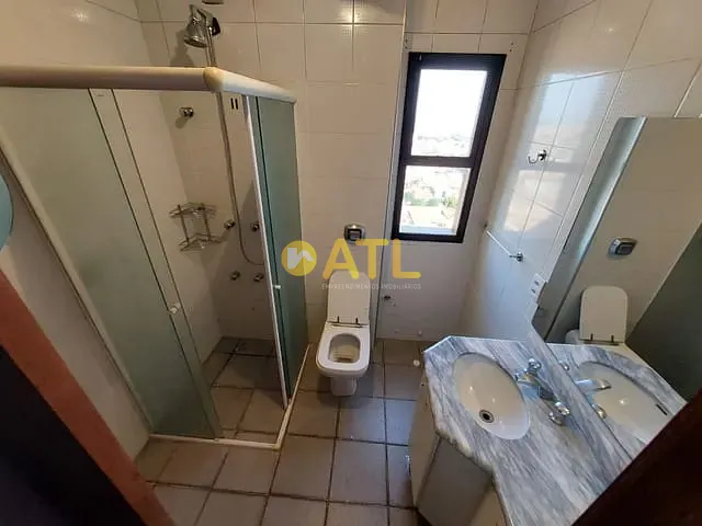 Apartamento com 140m² 3 quartos e 3 banheiros, à venda, no bairro Centro em Ourinhos