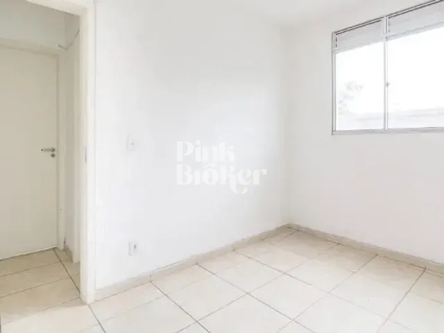 Apartamento com 60m² 2 quartos e 1 banheiro, à venda, no bairro Kennedy em Contagem