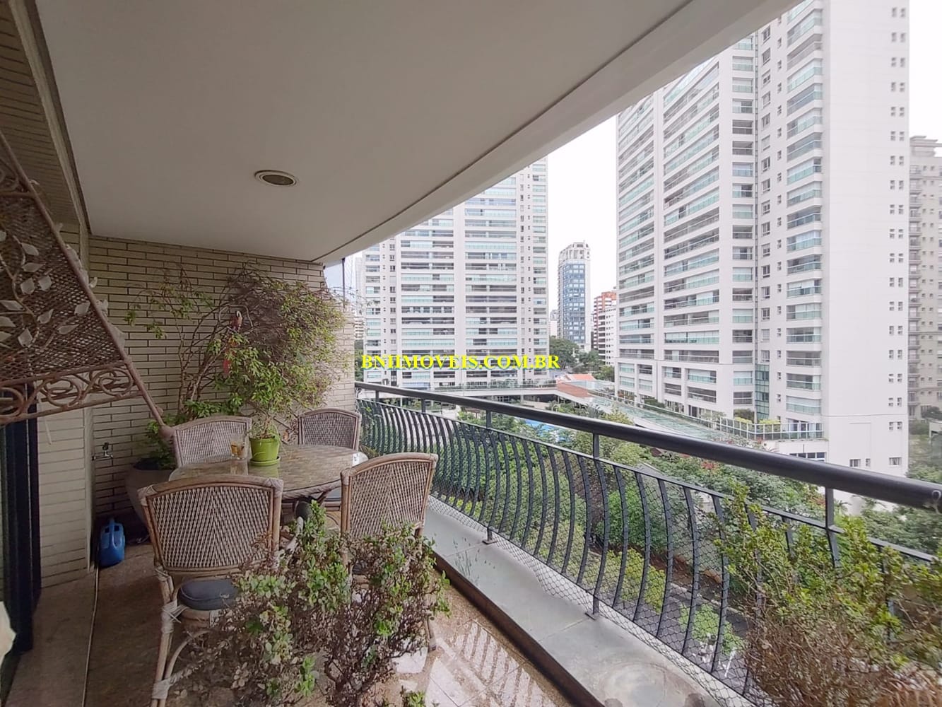 Apartamento, 3 quartos, 145 m² - Foto 1