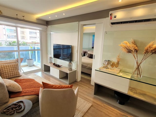 Foto do Apartamento - Ed JH Palhano apto  novo Decorado | EVIDÊNCIA Imóveis