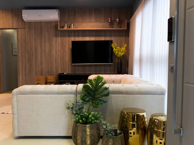 Apartamento 3 quartos e 2 banheiros, para alugar, no bairro Centro em Florianópolis