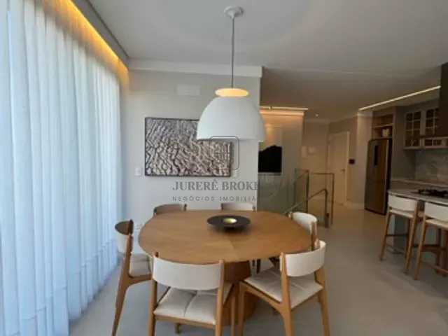 Apartamento com 333m² 3 quartos e 5 banheiros, à venda, no bairro Jurerê em Florianópolis