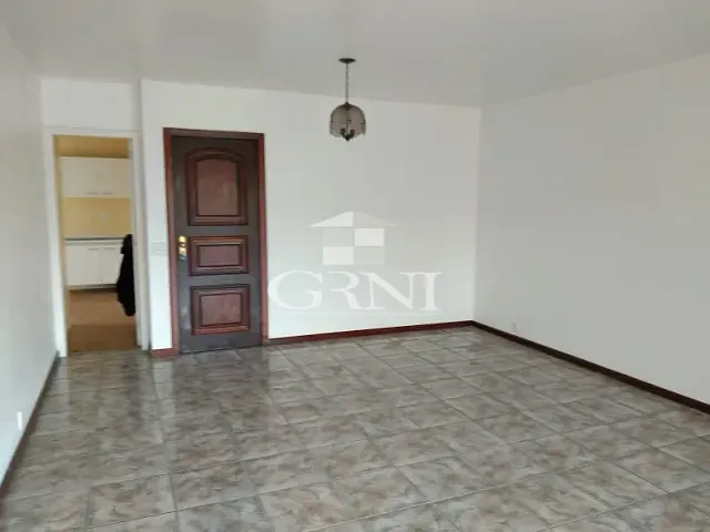Apartamento 2 quartos e 3 banheiros, à venda ou para alugar, no bairro Campo Grande em Rio de Janeiro