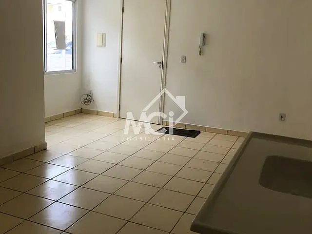 Apartamento 2 quartos e 1 banheiro, à venda, no bairro Areal em Pelotas