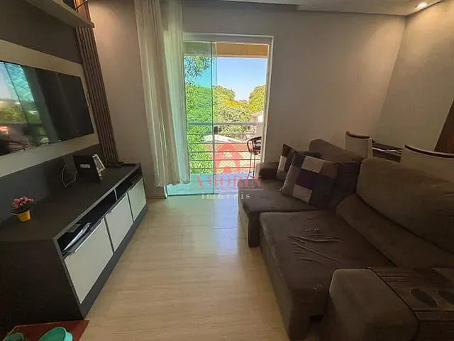 Apartamento com 68m² 2 quartos e 1 banheiro, à venda, no bairro Portão em Curitiba