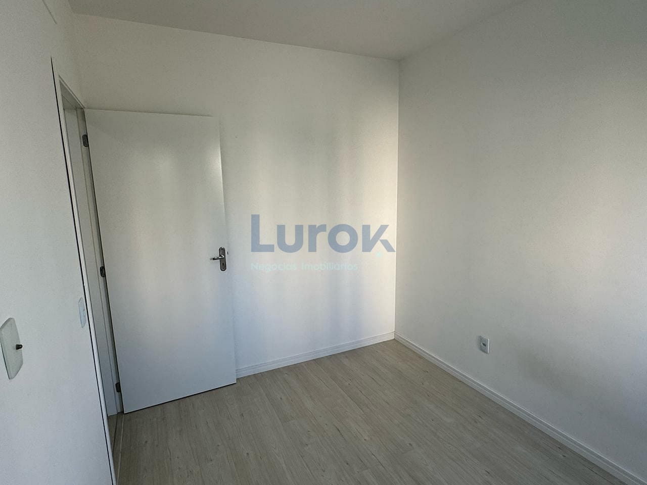 Apartamento à venda com 2 quartos, 49m² - Foto 11