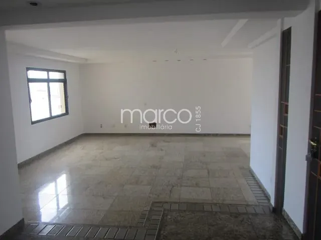 Apartamento com 358m² 4 quartos e 2 banheiros, à venda, no bairro Setor Bueno em Goiânia