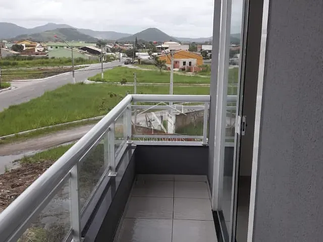 Apartamento 2 quartos e 1 banheiro, à venda, no bairro Jardim Atlântico Leste (Itaipuaçu) em Maricá