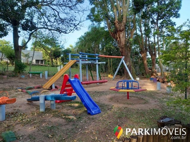 Casa com 1059m² 3 quartos e 2 banheiros, à venda, no bairro Altos da Alegria em Guaíba