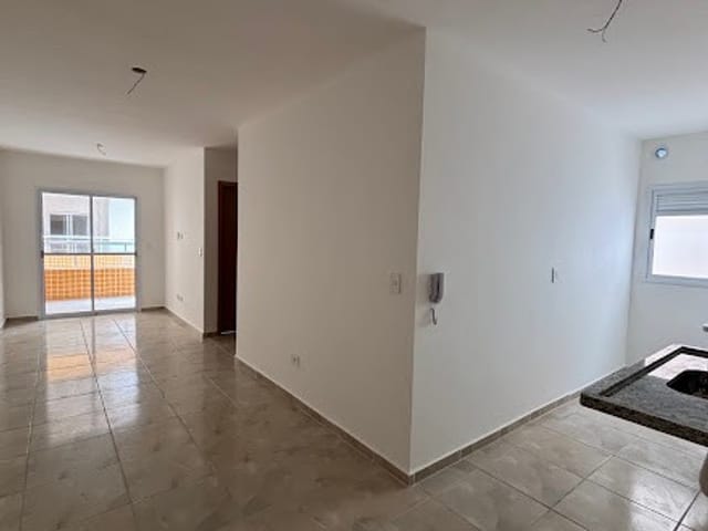 Apartamento 2 quartos e 1 banheiro, à venda, no bairro Boqueirão em Praia Grande