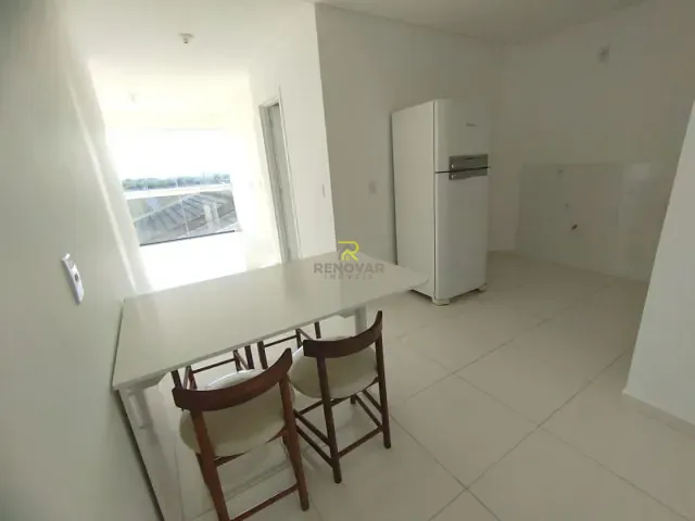 Apartamento 1 quarto e 1 banheiro, para alugar, no bairro Dos Estados em Guarapuava