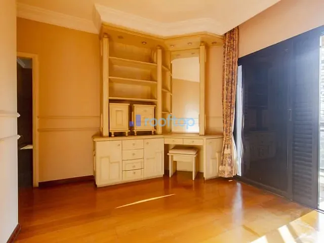 Apartamento com 311m² 3 quartos e 4 banheiros, à venda, no bairro MOEMA em Sao Paulo