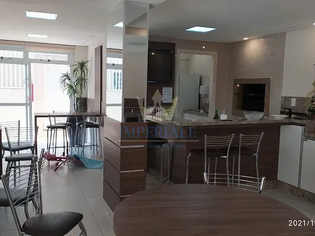 Apartamento com 106m² 3 quartos e 2 banheiros, à venda, no bairro Centro em Ponta Grossa