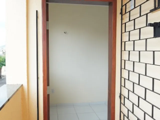 Apartamento 2 quartos e 2 banheiros, para alugar, no bairro Domingos Olímpio em Sobral