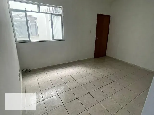 Apartamento 2 quartos e 1 banheiro, para alugar, no bairro São Sebastião em Santos Dumont