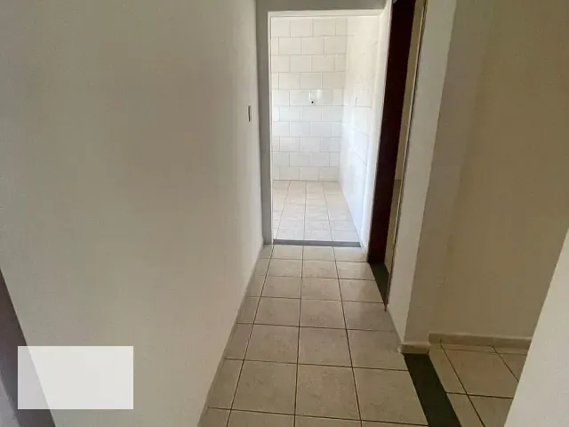 Apartamento 2 quartos e 1 banheiro, para alugar, no bairro São Sebastião em Santos Dumont