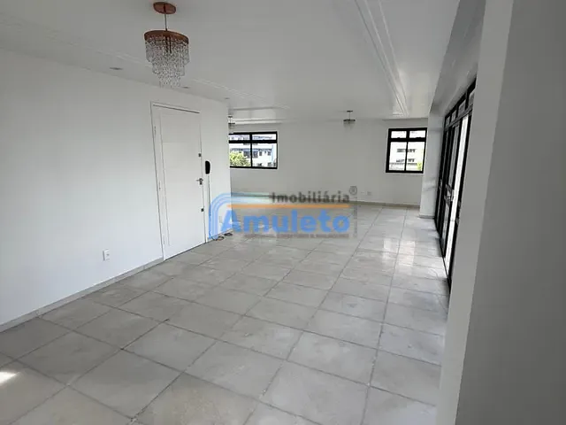 Apartamento 3 quartos e 4 banheiros, para alugar, no bairro Boa Viagem em Recife