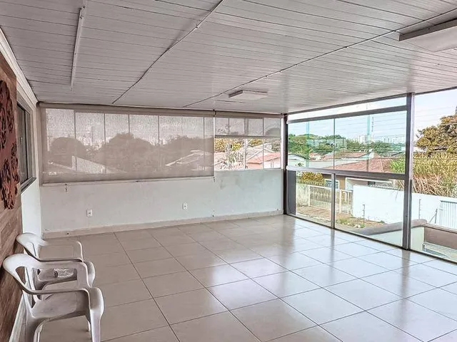 Casa com 360m² 6 quartos e 3 banheiros, para alugar, no bairro Anhanguera em Goiânia