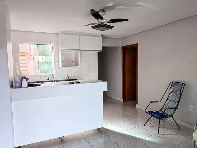 Casa com 360m² 6 quartos e 3 banheiros, para alugar, no bairro Anhanguera em Goiânia