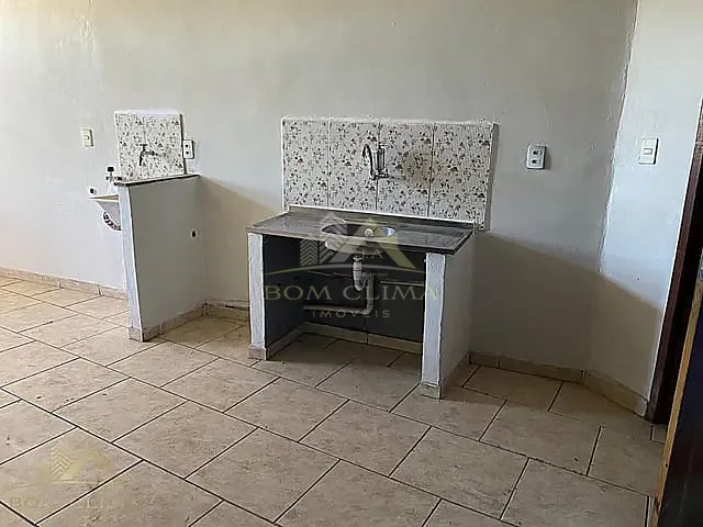 Apartamento 1 quarto e 1 banheiro, para alugar, no bairro Bandeirantes em Juiz de Fora