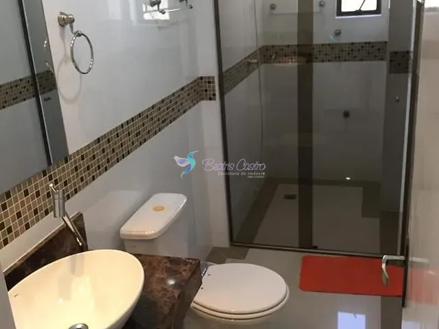 Apartamento com 136m² 4 quartos e 3 banheiros, à venda, no bairro Pitangueiras em Guarujá