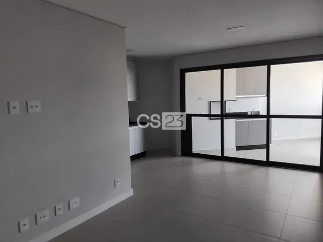 Apartamento 3 quartos e 2 banheiros, à venda, no bairro Centro em Londrina