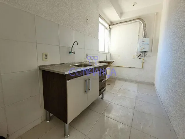 Apartamento com 49m² 2 quartos e 1 banheiro, para alugar, no bairro Santa Cruz em Rio de Janeiro