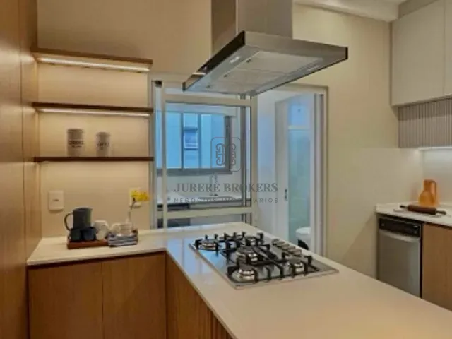 Apartamento com 226m² 4 quartos e 5 banheiros, à venda, no bairro Jurerê em Florianópolis