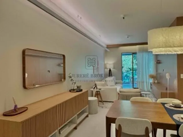Apartamento com 226m² 4 quartos e 5 banheiros, à venda, no bairro Jurerê em Florianópolis