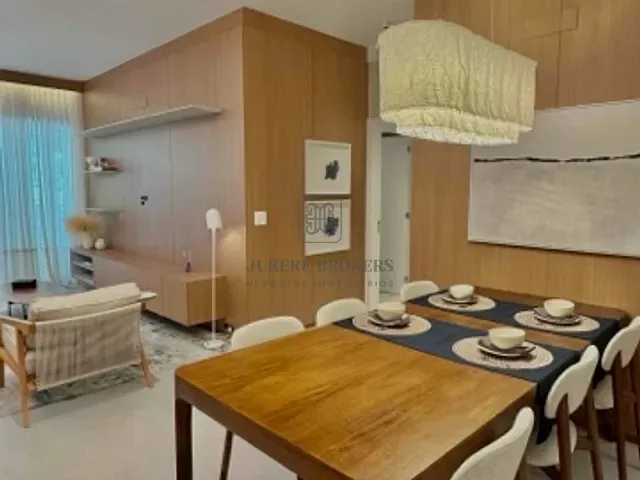 Apartamento com 226m² 4 quartos e 5 banheiros, à venda, no bairro Jurerê em Florianópolis