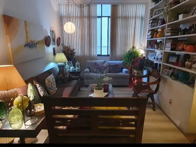 Apartamento com 104m² 3 quartos e 2 banheiros, à venda, no bairro Laranjeiras em Rio de Janeiro
