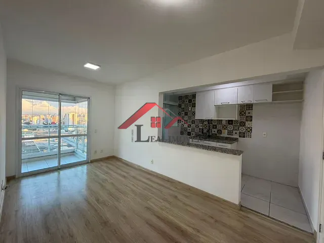 Apartamento com 66m² 2 quartos e 2 banheiros, para alugar, no bairro Jardim em Santo André