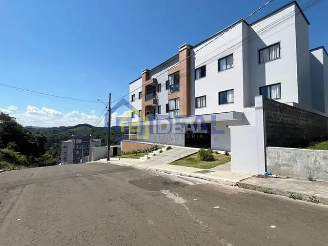 Apartamento com 83m² 3 quartos e 1 banheiro, à venda, no bairro Parque de Exposições em Concórdia
