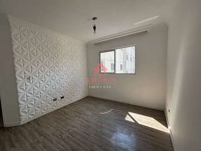 Apartamento com 61m² 3 quartos e 1 banheiro, à venda, no bairro Fazendinha em Curitiba