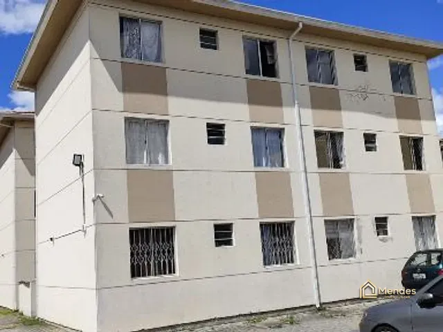 Apartamento com 50m² 2 quartos e 1 banheiro, à venda, no bairro Sítio Cercado em Curitiba