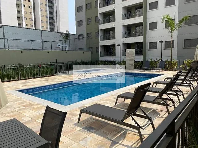 Apartamento 2 quartos e 1 banheiro, para alugar, no bairro Centro em Londrina