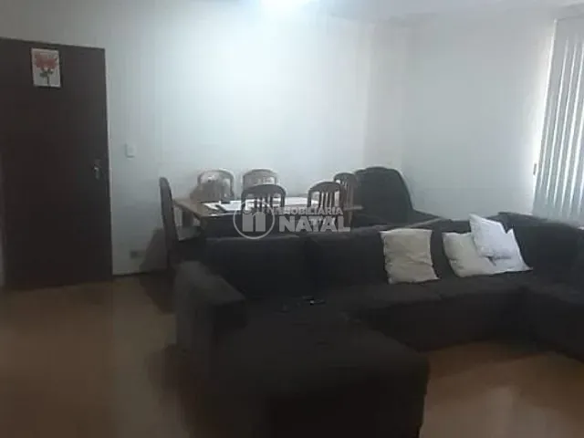 Apartamento com 121m² 3 quartos e 1 banheiro, à venda, no bairro Centro em Londrina