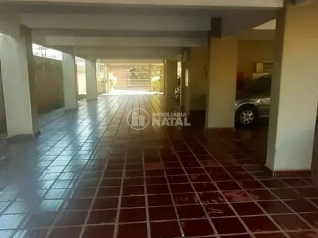 Apartamento com 121m² 3 quartos e 1 banheiro, à venda, no bairro Centro em Londrina