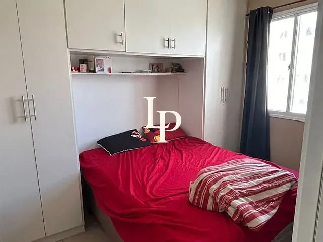 Apartamento à venda, no bairro Parque Sao Vicente em Mauá